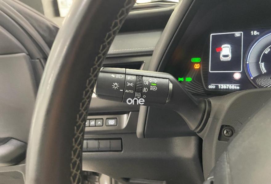 LEXUS UX 2022