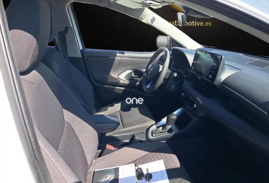 TOYOTA Yaris 2022