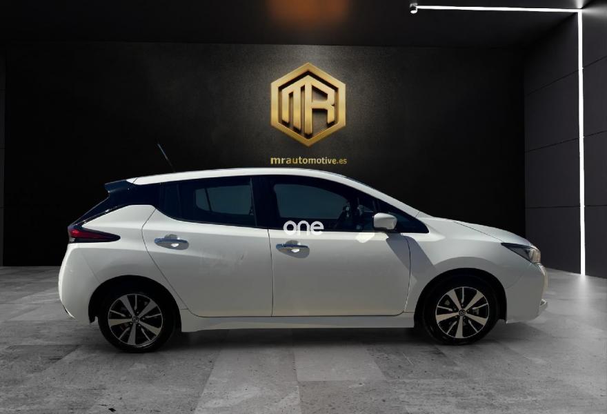 NISSAN Leaf 2021