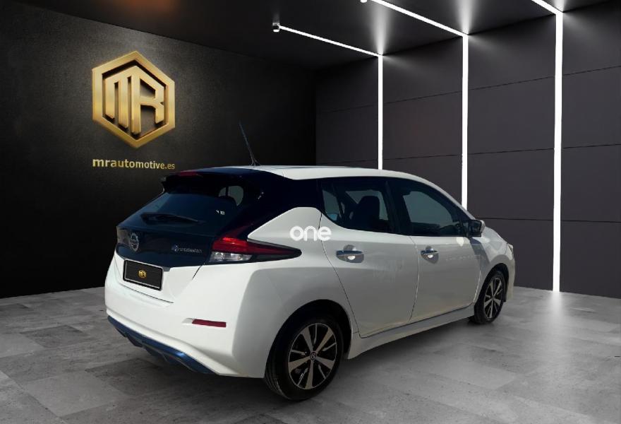 NISSAN Leaf 2021