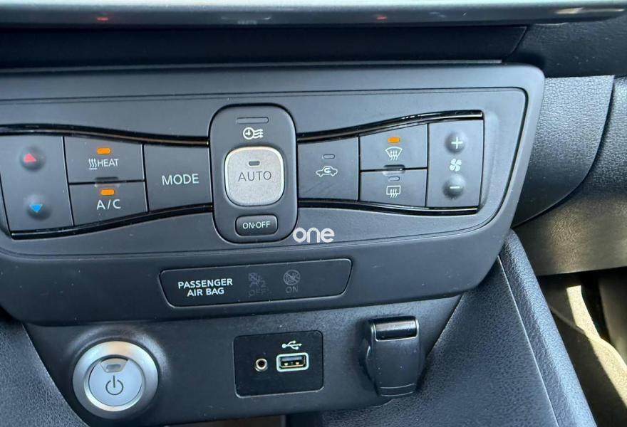 NISSAN Leaf 2021
