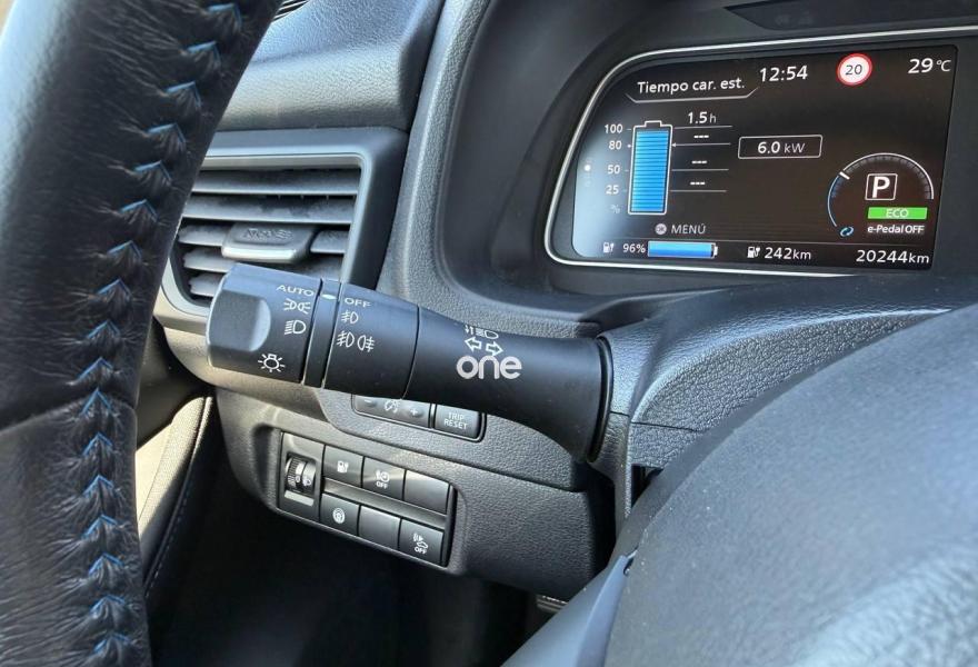 NISSAN Leaf 2021