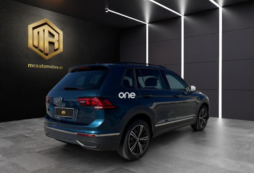 VOLKSWAGEN Tiguan 2022