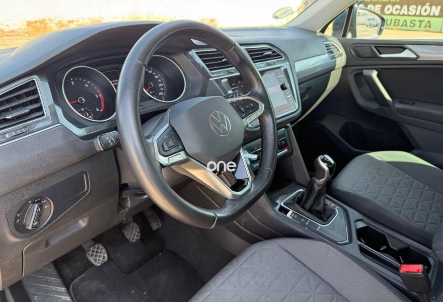 VOLKSWAGEN Tiguan 2022