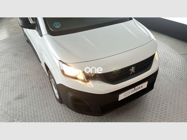PEUGEOT Partner 2021