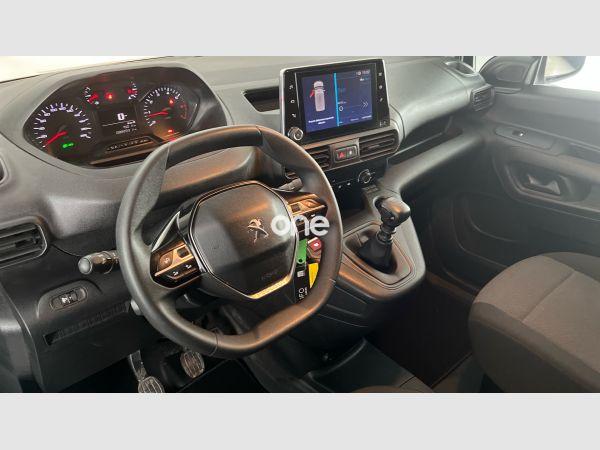 PEUGEOT Partner 2021