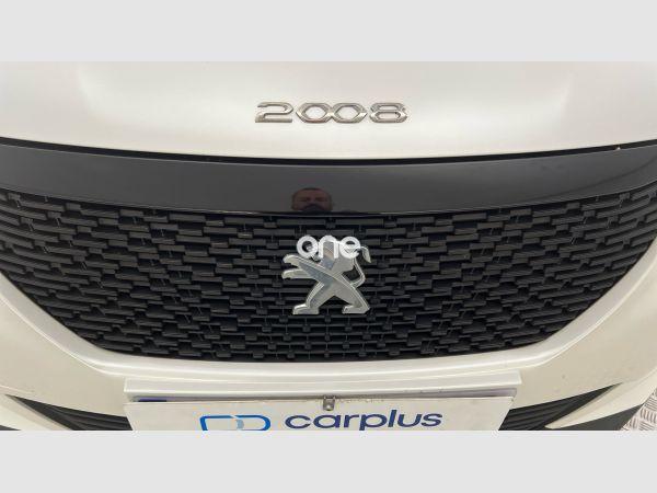 PEUGEOT 2008 2021