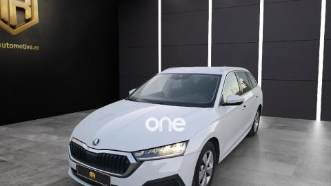 Octavia Combi 1.0 TSI 81kW(110CV) DSG mHEV Ambi.