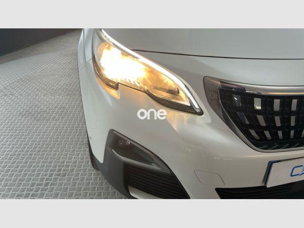 PEUGEOT 3008 2018