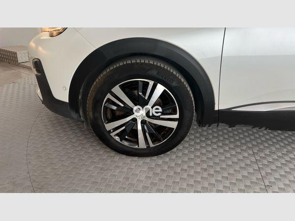 PEUGEOT 3008 2018