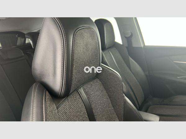 PEUGEOT 3008 2018