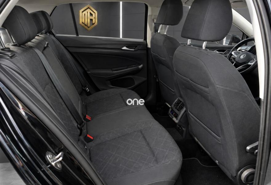 VOLKSWAGEN Golf 2022