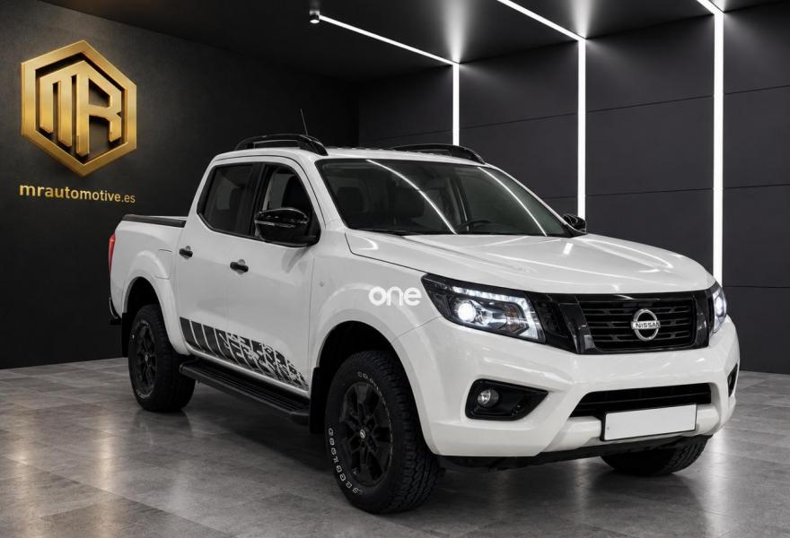 NISSAN Navara 2020