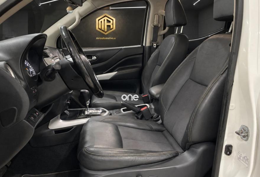 NISSAN Navara 2020